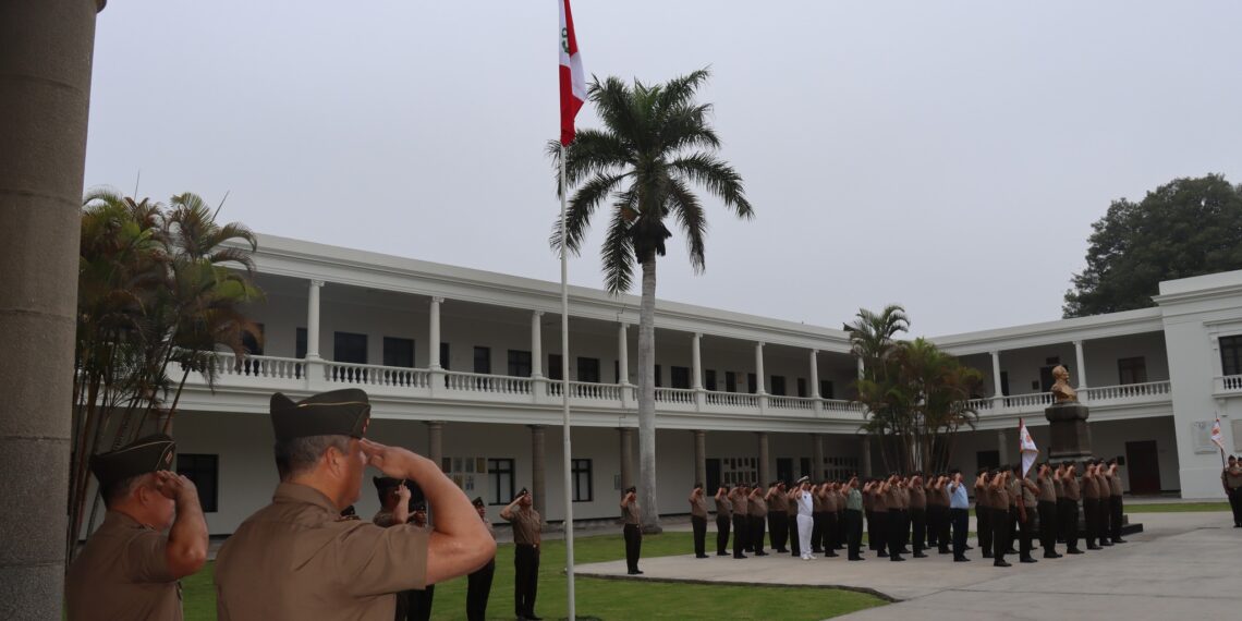 ESGE-EPG inicia la semana fortaleciendo sus valores institucionales