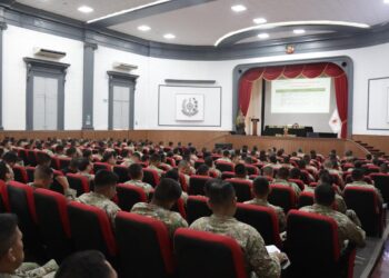 Conferencia Magistral “El planeamiento estratégico como eje de dirección, integración y desarrollo del Ejército”
