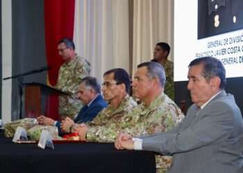 Fortaleciendo la defensa en un mundo desafiante