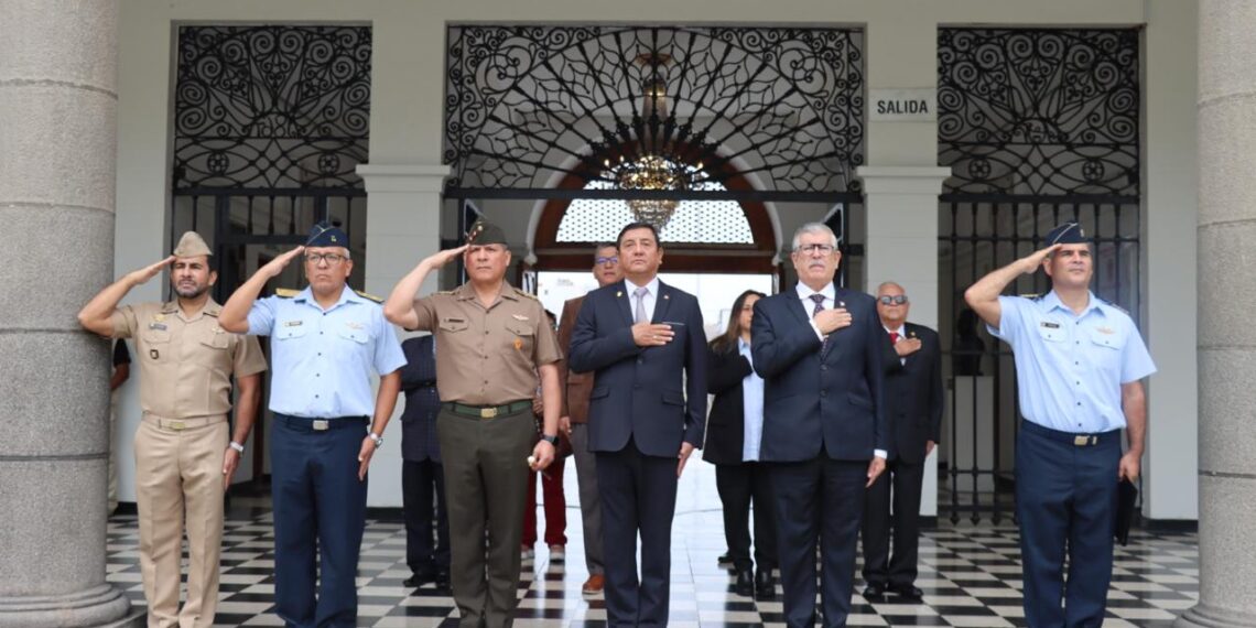 ESGE-EPG recibe supervisión académica del MINDEF