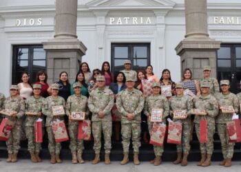 ESGE-EPG rinde homenaje a las madres, ejemplo de fortaleza y vocación