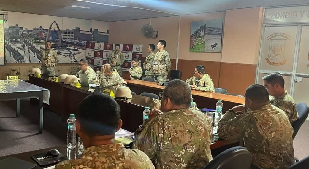 Director de la ESGE-EPG supervisa las prácticas operativas I del LXXI PCEM en la 3ra Brigada de Caballería – Tacna