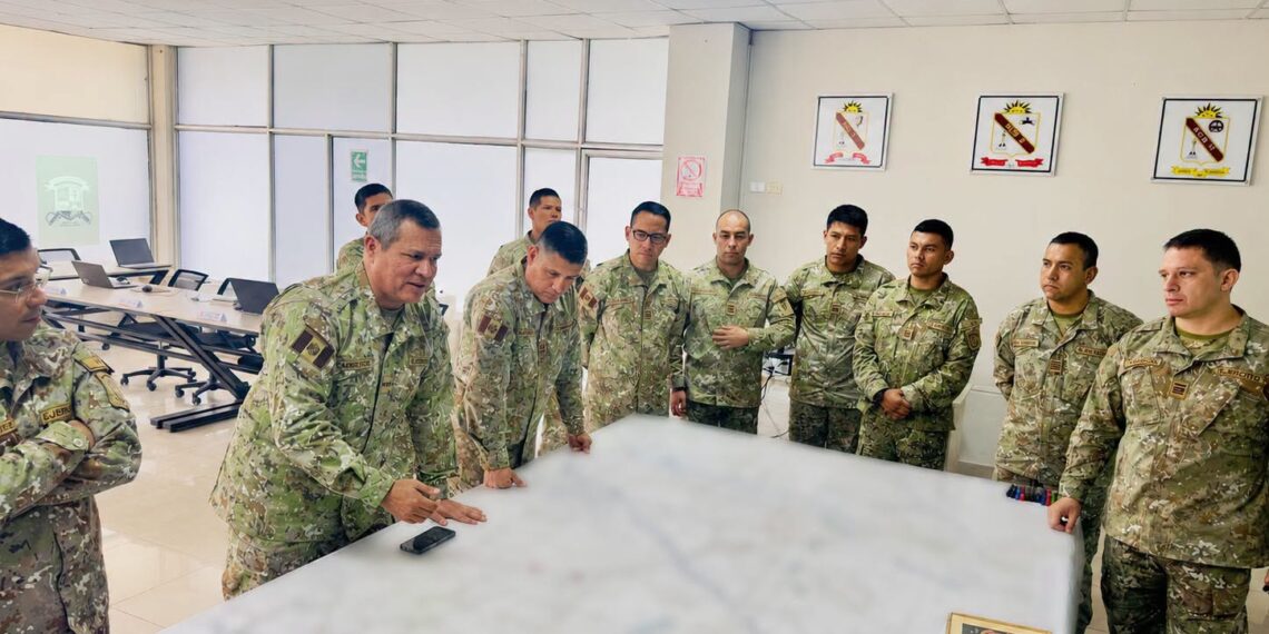 Grupo de estudio del LXXI PCEM fortalece sus capacidades de análisis del terreno en la 1ra Brigada de Caballería – Sullana