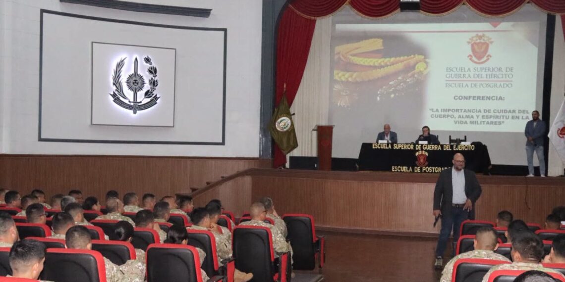 ESGE-EPG fortalece la formación integral del líder militar