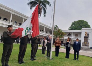 ESGE-EPG rinde homenaje a su personal civil y reconoce a los oficiales participantes en PANAMAX 2026