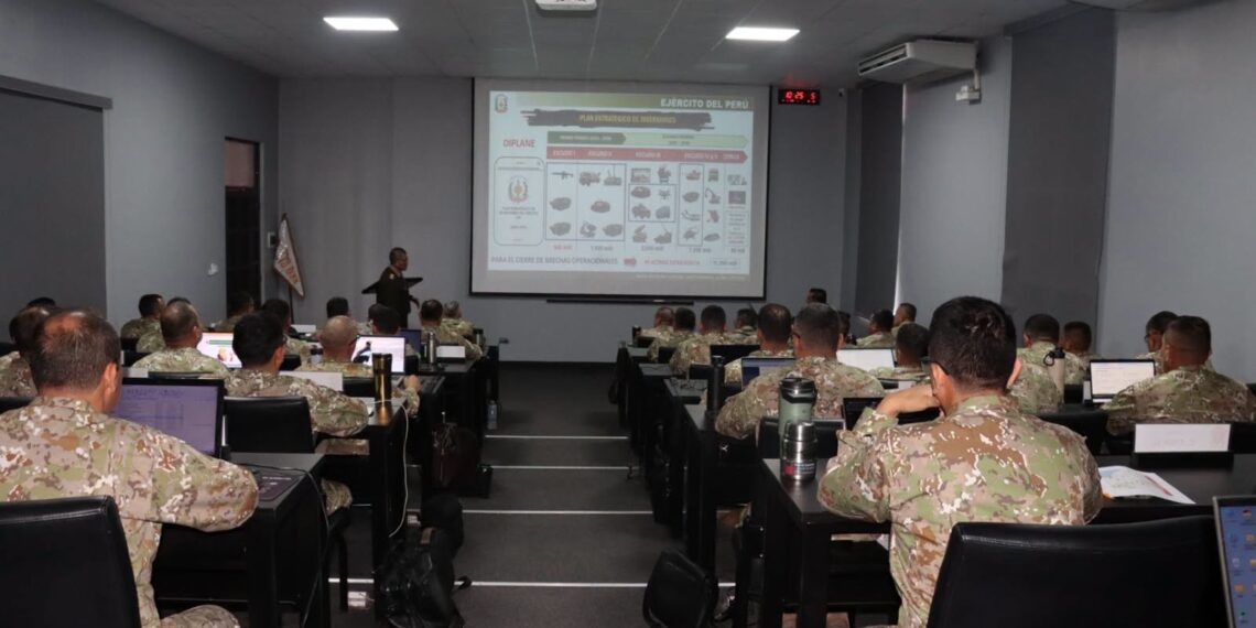Programa de Alto Mando del Ejército fortalece sus capacidades en proceso Estratégico Administrativo