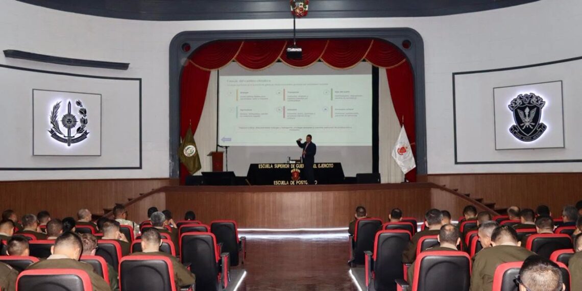 Conferencia magistral impulsa el análisis de la seguridad hídrica y el Desarrollo Nacional